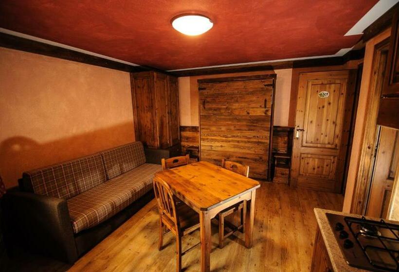Студия Стандарт, Maison De Leon