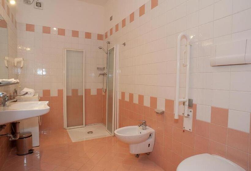 استودیوی استاندارد, Residence Cà D'oro