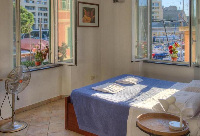 استودیوی استاندارد, Club Nautico Savona