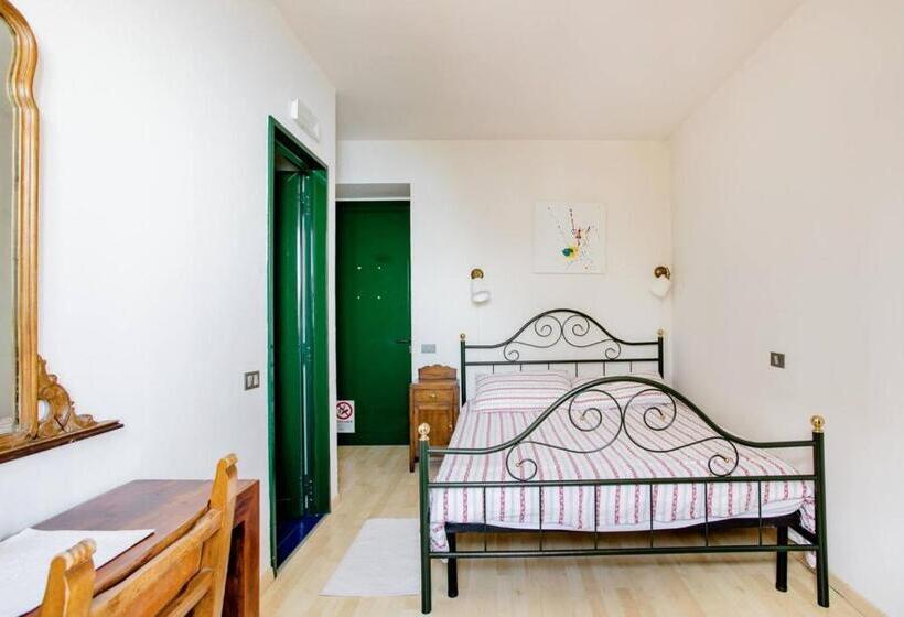 اتاق خانوادگی, Villa Pizzini Mottarone   Restaurant And Rooms