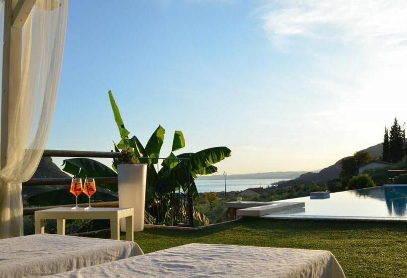 Апартаменты 1 Спальня Вид на Бассейн, Relais Villa Olivi