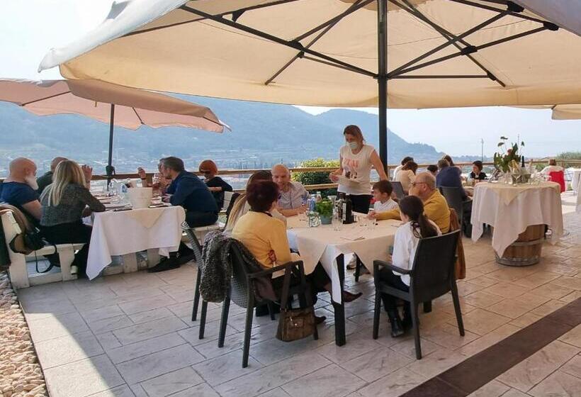 Апартаменты 1 Спальня Нижний Этаж, Relais Villa Olivi