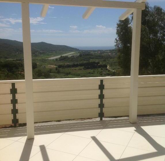 2 Bedroom Apartment With Garden, Residence Le Solane