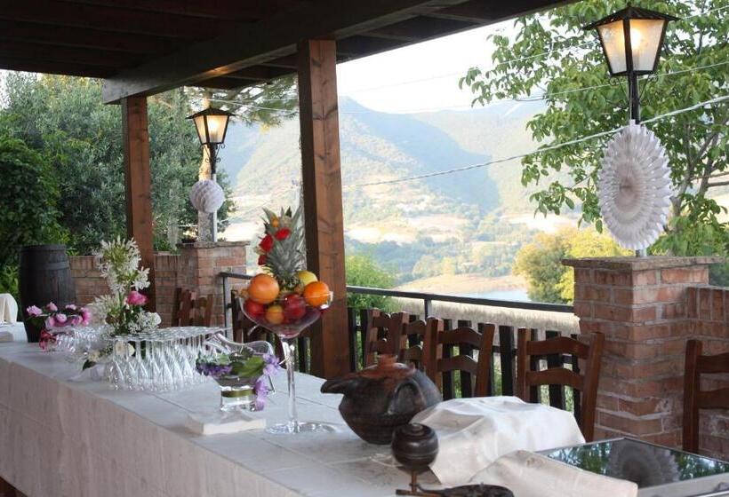 Номер Стандарт Вид на Озеро, Agriturismo La Corte Sul Lago