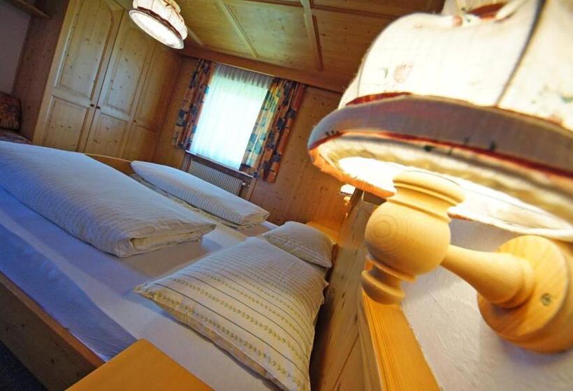 Номер Стандарт, Garni B&b Arnica