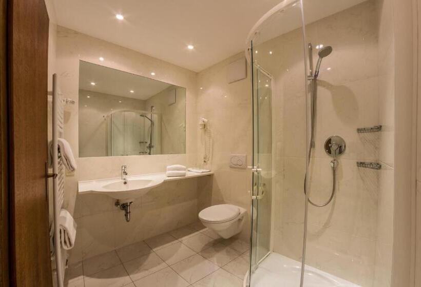 Апартаменты 1 Спальня, Residence Emmy