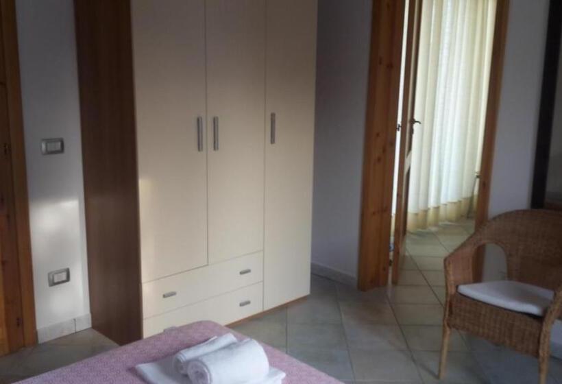 استودیو استاندارد با تراس, Residence Orsa Minore