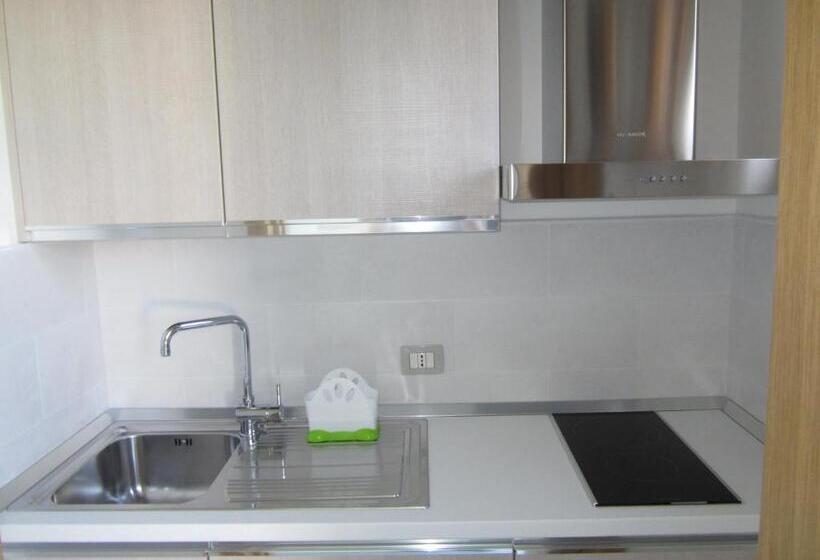 Family flat with garden view, Residence Orsa Minore