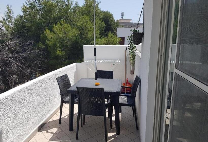 Family flat with garden view, Residence Orsa Minore