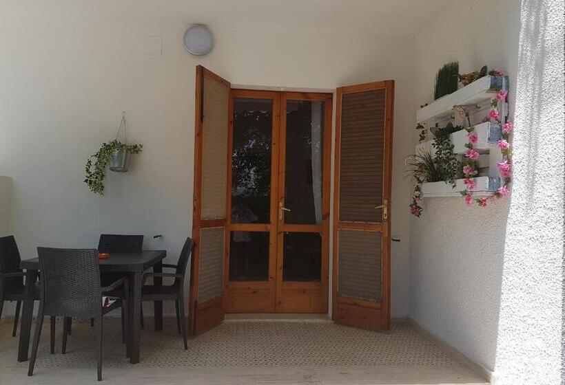 2 Bedroom Apartment Garden View, Residence Orsa Minore