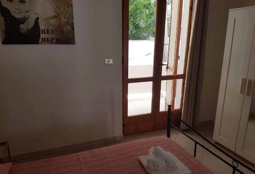 آپارتمان 1 خوابه همکف, Residence Orsa Minore