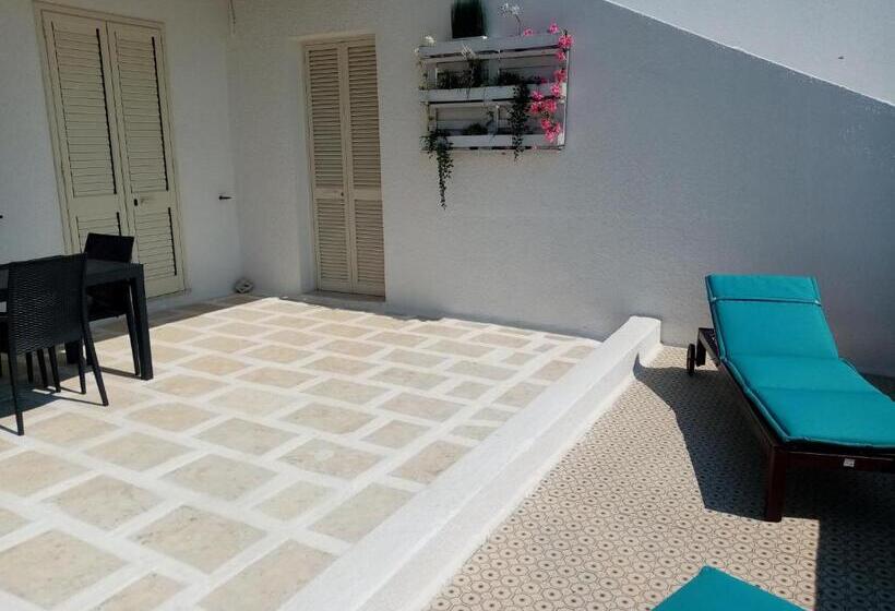 استودیو استاندارد با تراس, Residence Orsa Minore