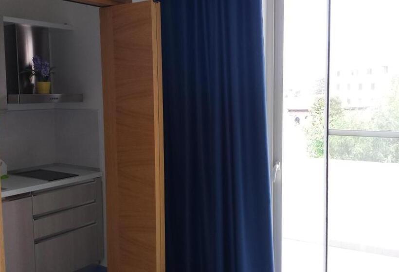 Family flat with garden view, Residence Orsa Minore