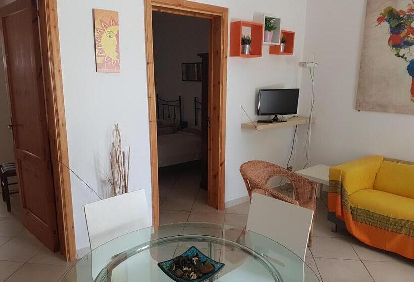 آپارتمان 1 خوابه همکف, Residence Orsa Minore