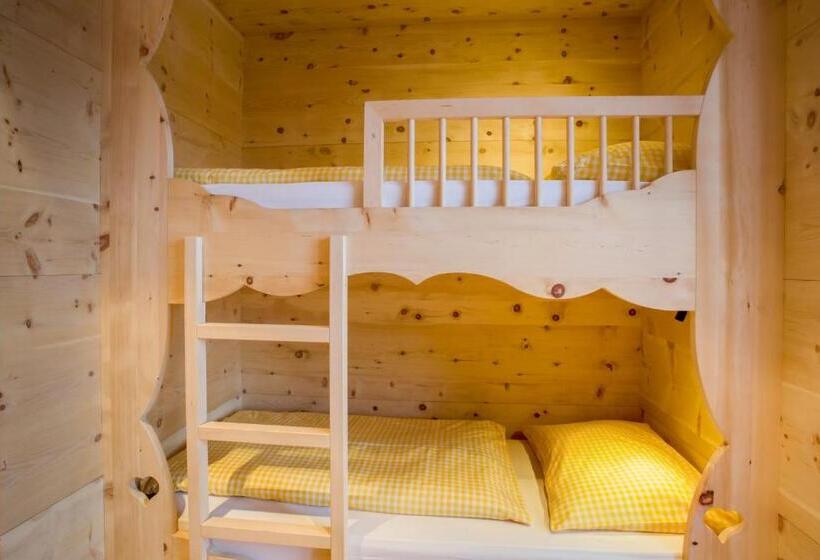 Апартаменты 1 Спальня с Балконом, Residence Magdalena