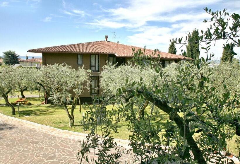 Апартаменты 3 Спальни, Residence Uliveto
