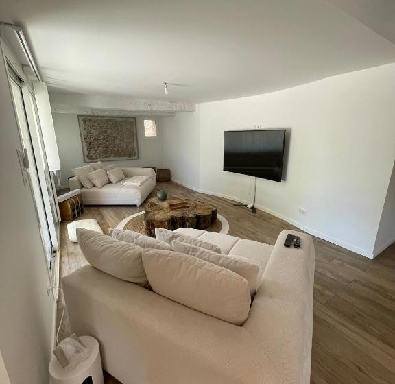 Вилла с 1 спальней и бассейном, La Bastide Des Bourguets Adults Only, Mont Ventoux