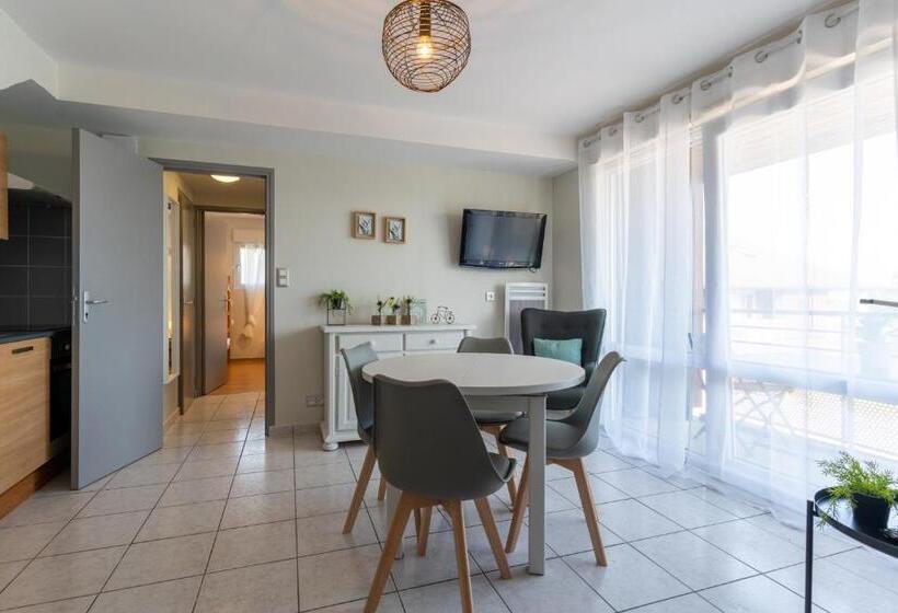 آپارتمان 1 خوابه با بالکن, Residence Croma