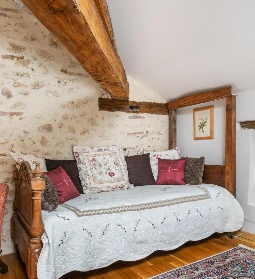 Трехместный Номер Superior, Domaine De Rambeau