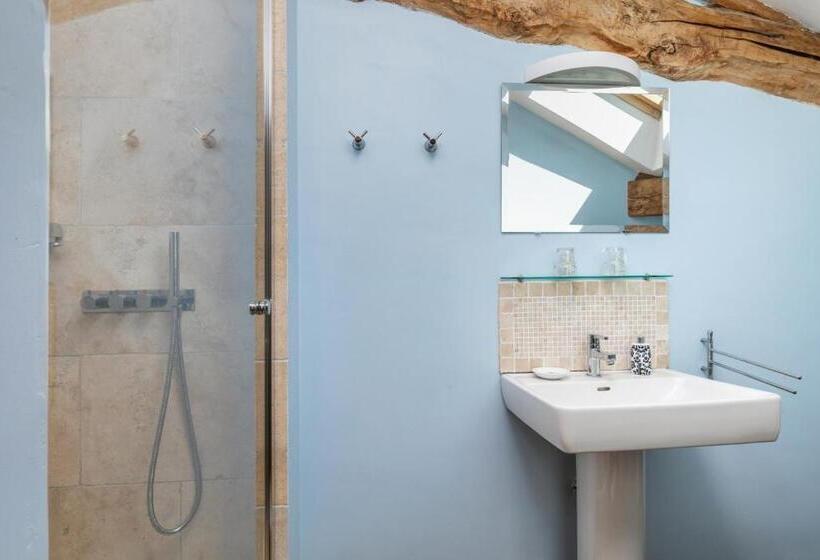 Трехместный Номер Superior, Domaine De Rambeau