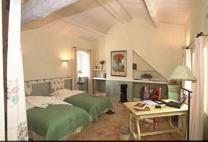 高级大房间, Une Campagne En Provence