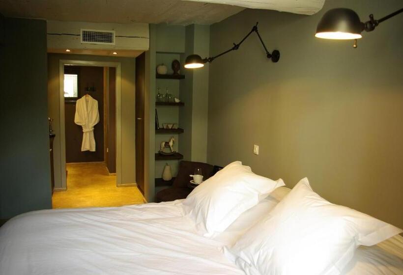 标准间, Les Chambres De L Oustalet, Chambres D Hôtes Et Restaurant étoilé