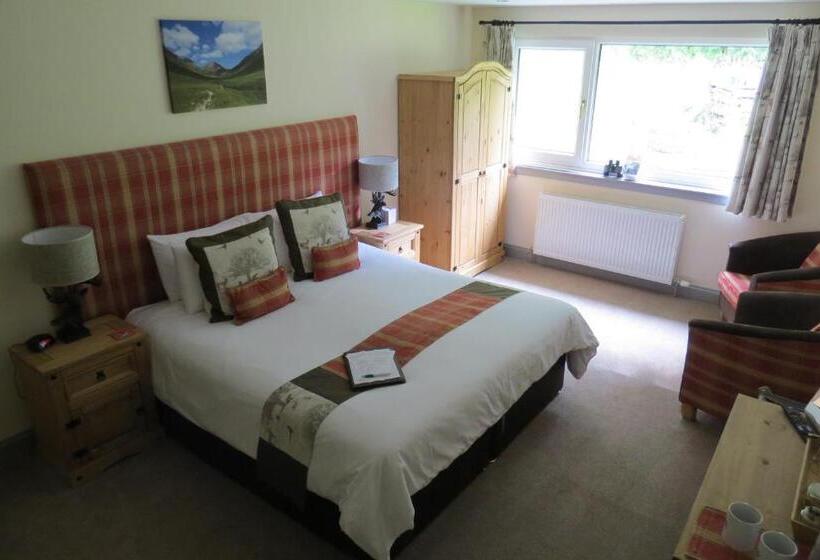 Номер Стандарт Вид на Сад, Monamore Guest House