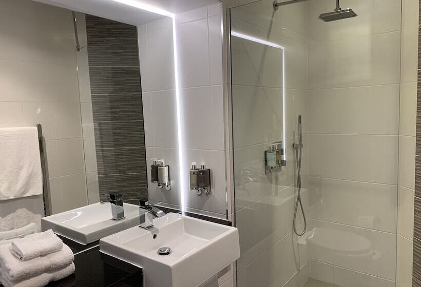 Номер Deluxe, The Wheatsheaf Hotel, Sandbach