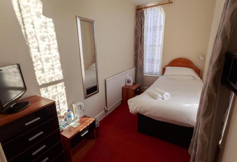 اتاق استاندارد یک تخته با سرویس بهداشتی مشترک, Bridge Guest House