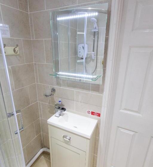 اتاق استاندارد, Bridge Guest House