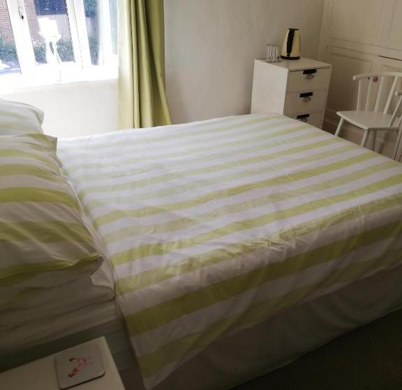 디럭스 룸, Olive Tree Guest House