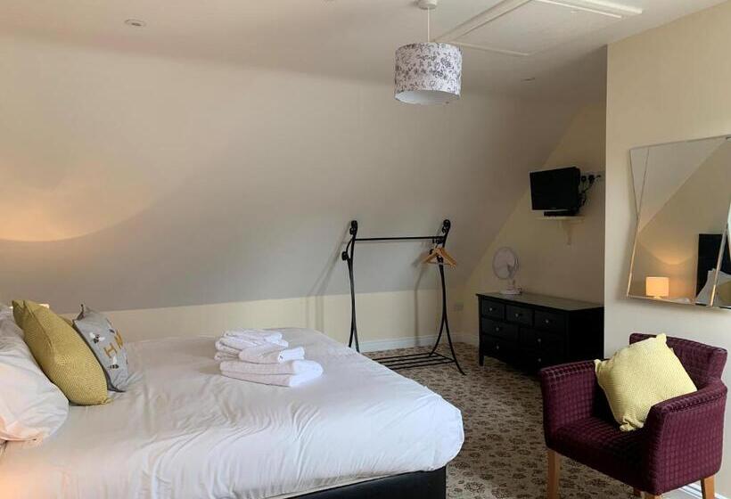 Семейный Номер, New Inn   Dorchester