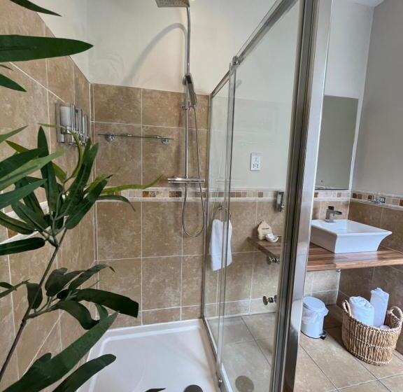 Стандартный Номер Кровать Кинг, Between The Bays Exclusively For Adults