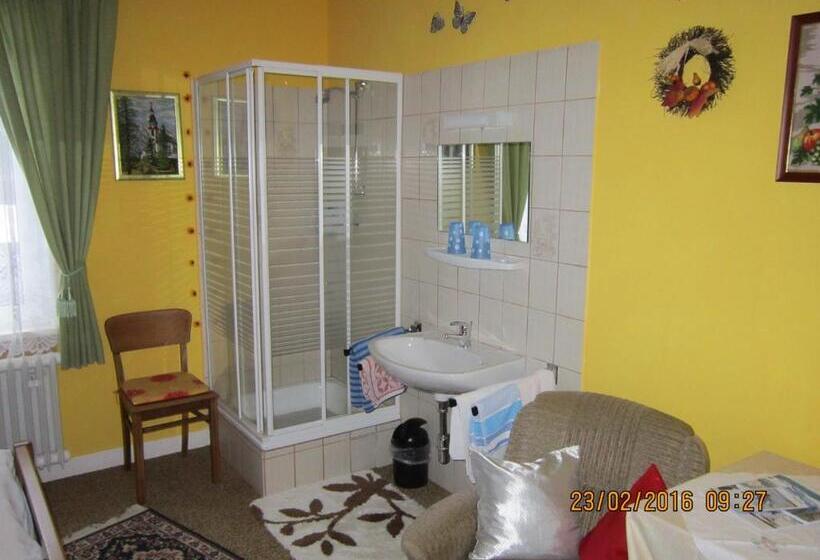 Номер Стандарт, Pension Haus Zur Orke