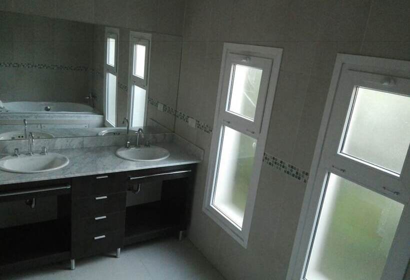 Номер Deluxe, Hosteria Ruphay