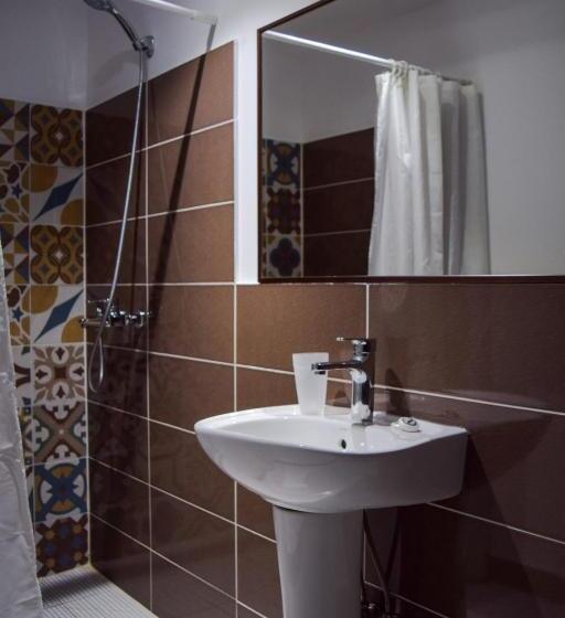 デラックスルーム, Sokaku I Te Marreve Guesthouse