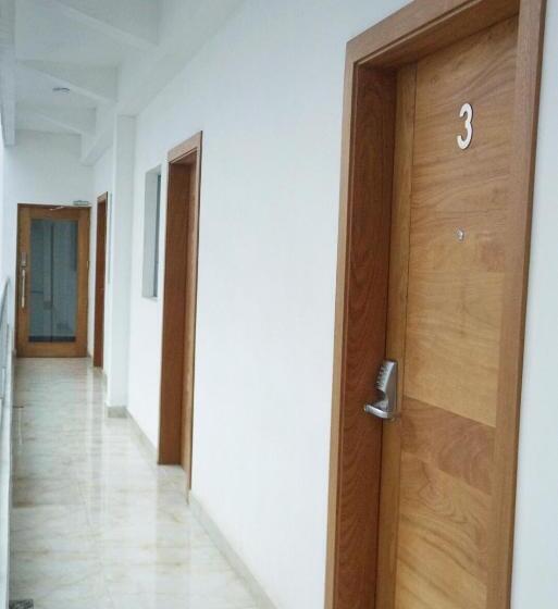 استودیوی استاندارد, Plaza Marcel Suites