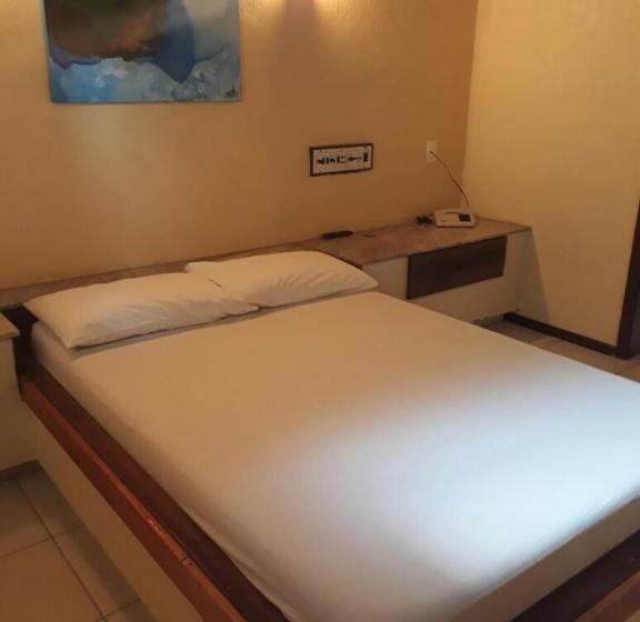 חדר אקונומי, Motel Casa Branca