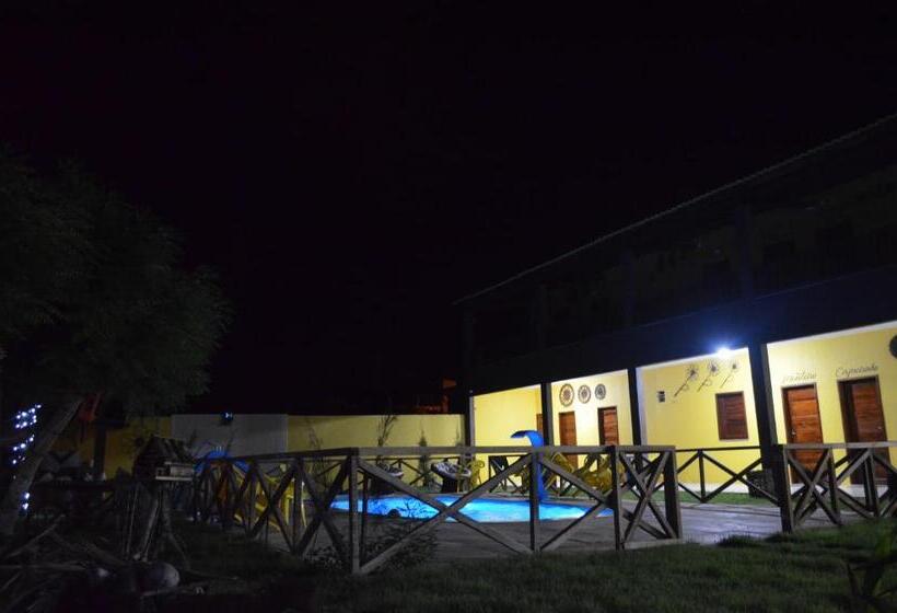 Трехместный Номер Стандарт Вид на Бассейн, Pousada Vila Mariana