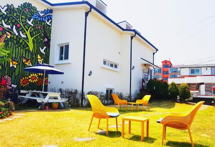 Семейный Номер, Tongyeong One Guesthouse