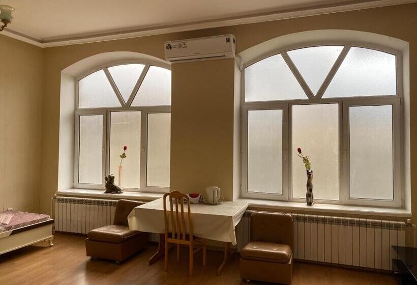 اتاق استاندارد, Beaming_house