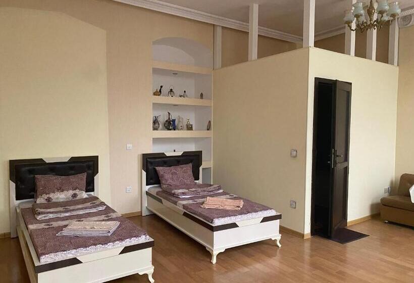 اتاق استاندارد, Beaming_house