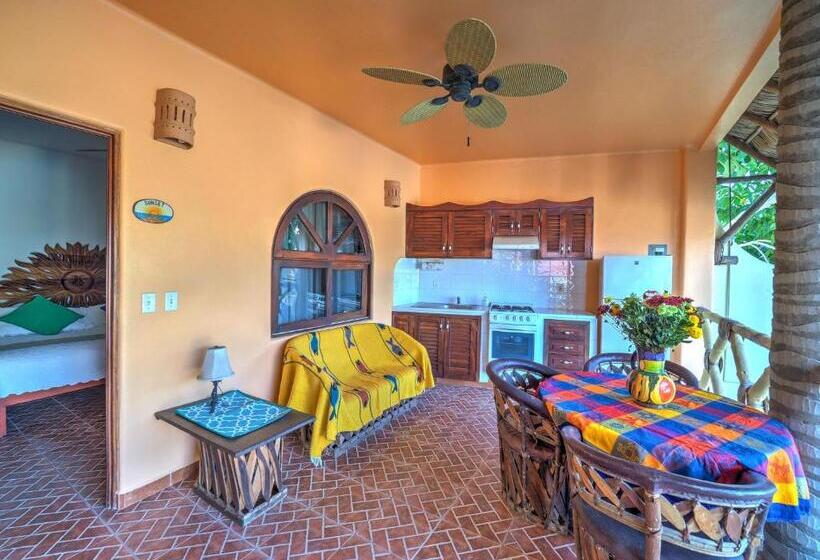 Superior Room with Terrace, La Cruz Inn