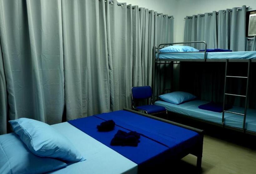 Quarto Quádruplo Estandar, Mactan  Cebu Airport Budget