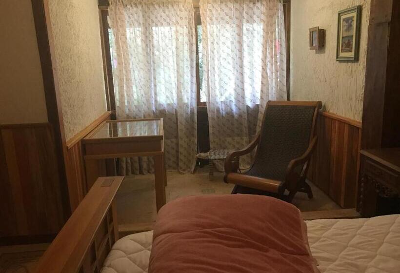 Студио Стандарт Вид на Сад, Espaço Tajj