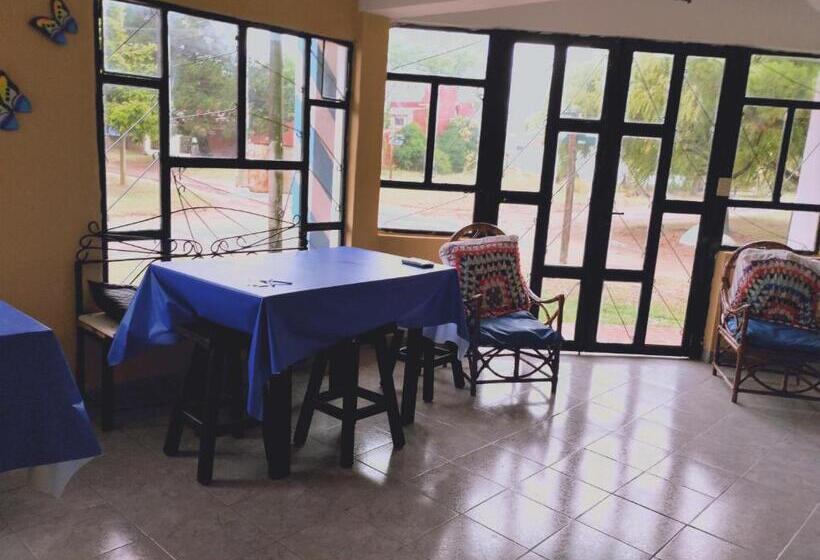 اتاق لوکس, Refugio De Mar