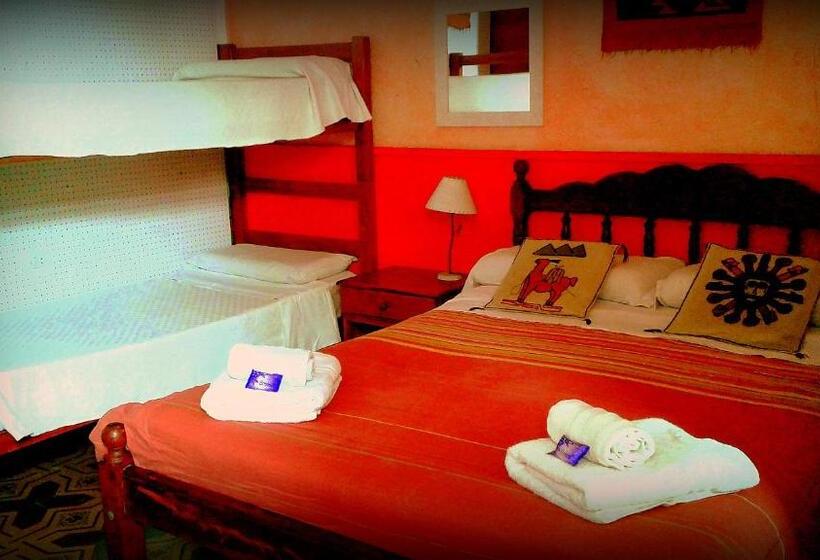 اتاق استاندارد چهار تخته, Hostal Yatasto