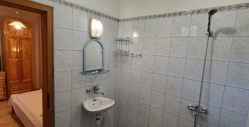 اتاق استاندارد با بالکن, Amfora Guest House