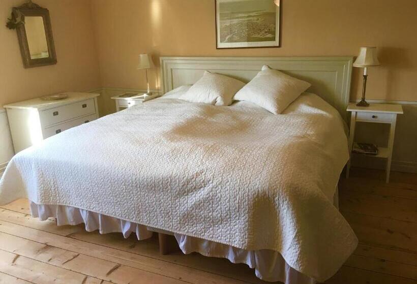Семейный Номер, Thorstorps Gård B&b