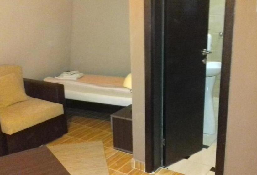 اتاق استاندارد, Asterix Rooms